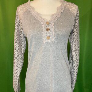 Gray with Lace Top SIZE: M